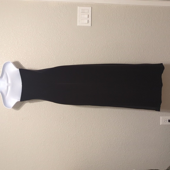 City Triangles vintage black velvet floral embroidered strapless maxi dress - Picture 3 of 11